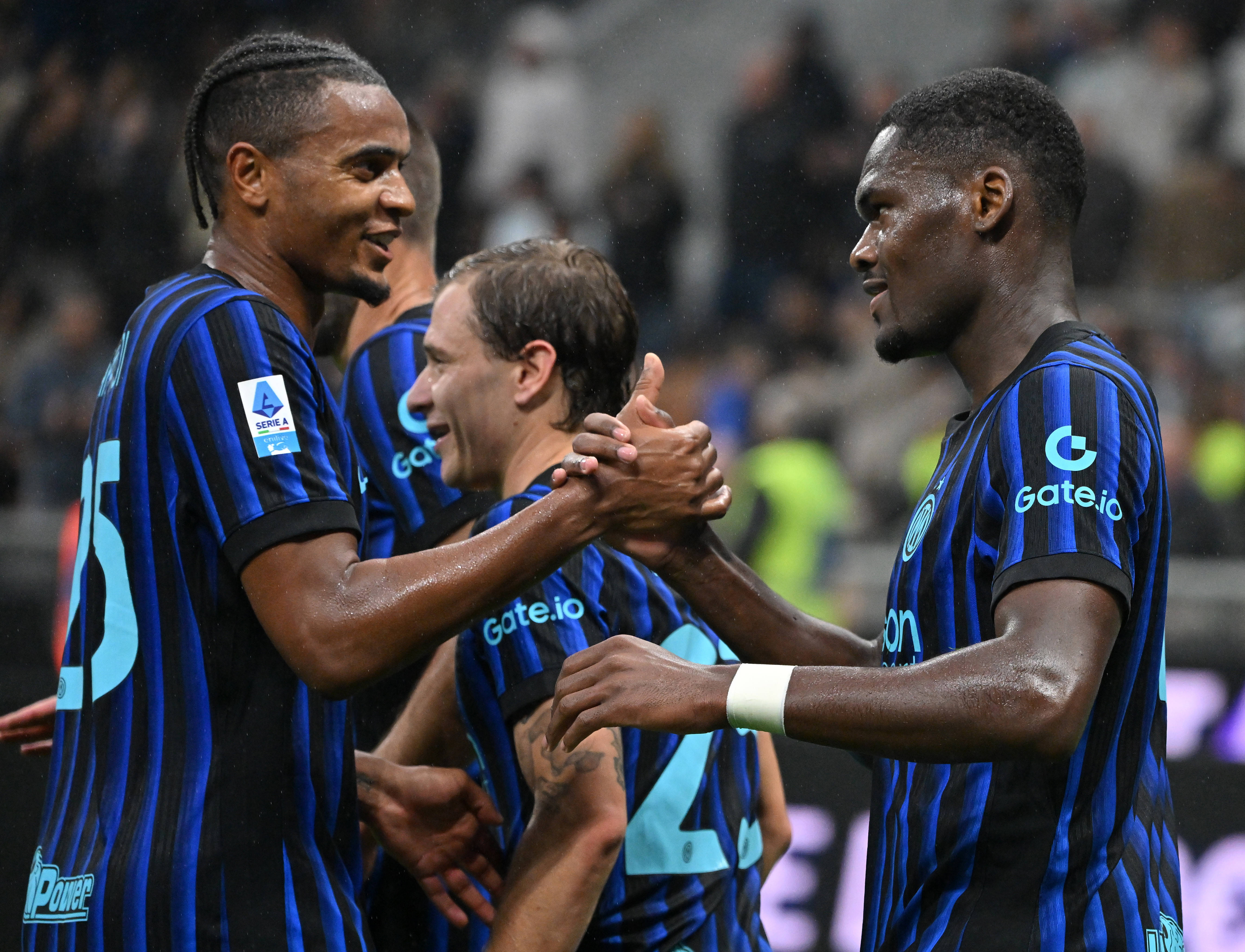 APP下载-热那亚转会米兰球员