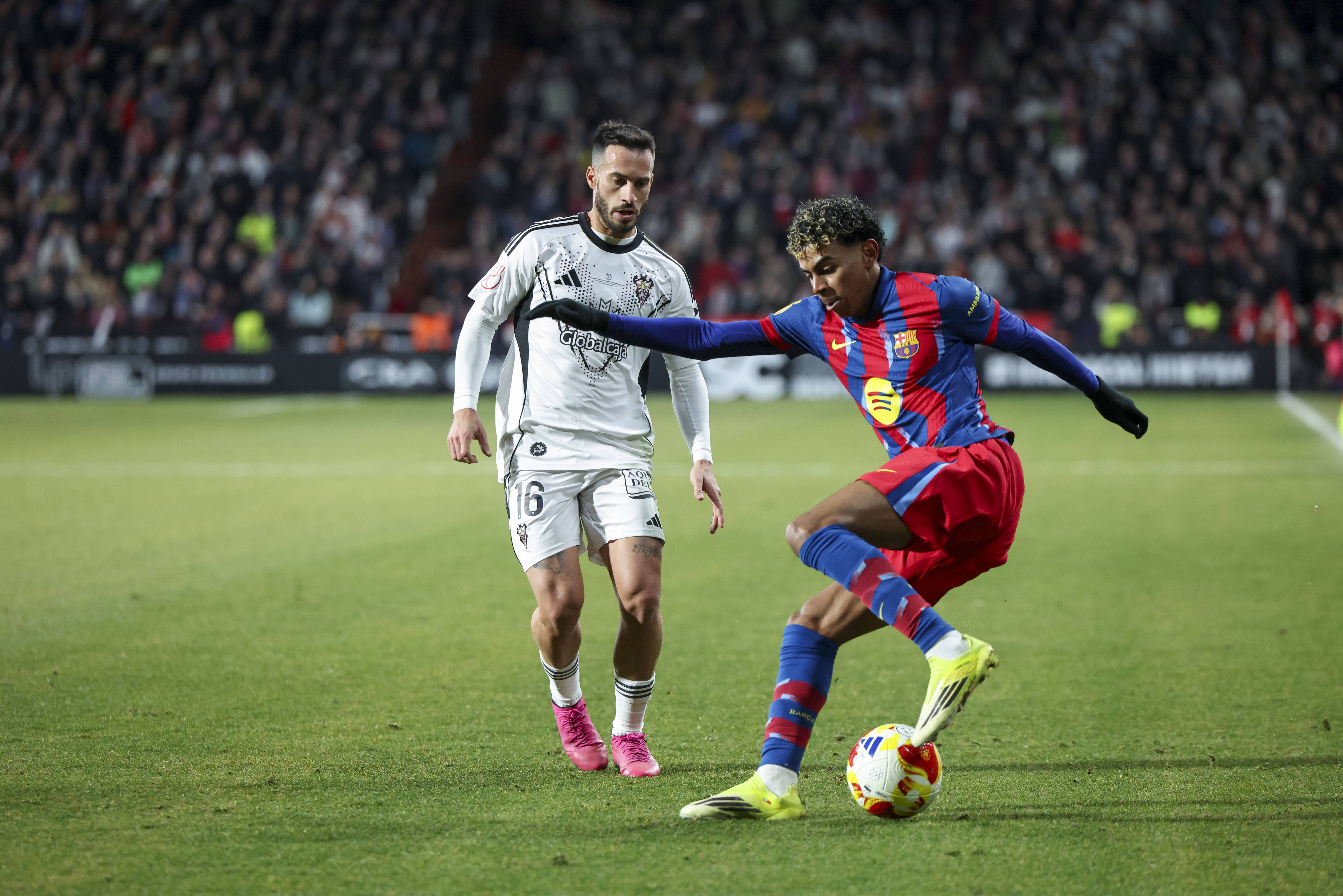 官方网站-巴萨莫里巴球衣号码